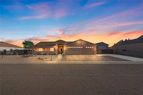 1714 E Scarlet Plume St, Kingman, AZ 86409