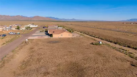 7101 Red Butte Dr, Kingman, AZ 86401 photo 3
