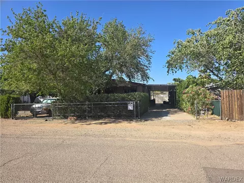 1835 E Devlin Ave, Kingman, AZ 86409 photo 4