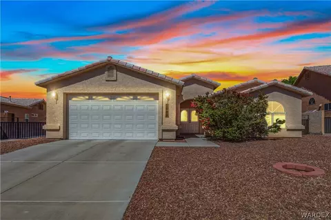1929 Emerald Lake Dr, Fort Mohave, AZ 86426