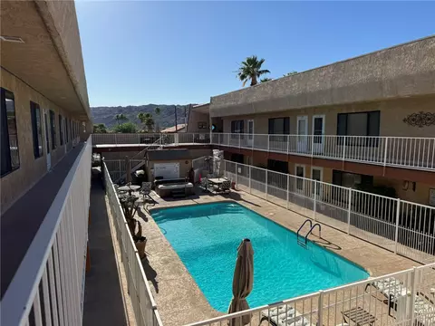 454 Riverfront Dr #204, Bullhead City, AZ 86442