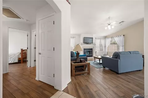 Entry Way - 3776 E Ames Ave, Kingman, AZ 86409 photo 1 of 1
