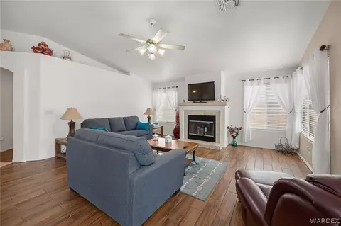 Living - 3776 E Ames Ave, Kingman, AZ 86409 photo 1 of 1
