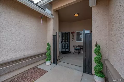 Exterior - 3776 E Ames Ave, Kingman, AZ 86409 photo 4 of 8