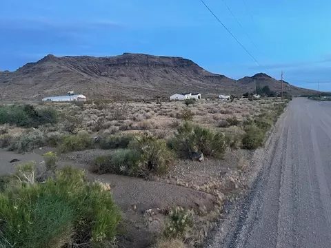 00 S Kelvin Rd, Golden Valley, AZ 86413