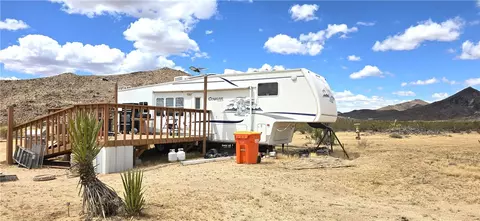 5841 N Hoover, Golden Valley, AZ 86413