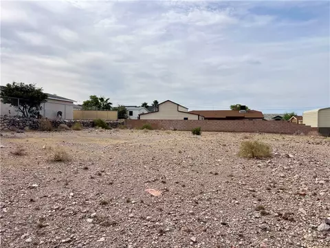 3370 Ridge View Ave, Bullhead City, AZ 86429