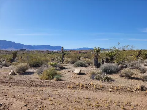 510 E Kolb Dr, Meadview, AZ 86444