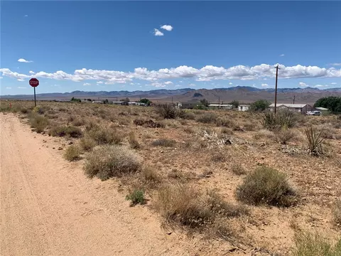 9345 N Arrow Ave, Kingman, AZ 86401
