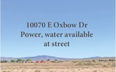 10070 E Oxbow Dr, Kingman, AZ 86401
