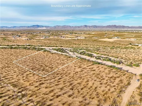 0 S Parker Rd, Golden Valley, AZ 86413