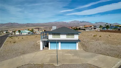 801 Park Hill Ave, Bullhead City, AZ 86429