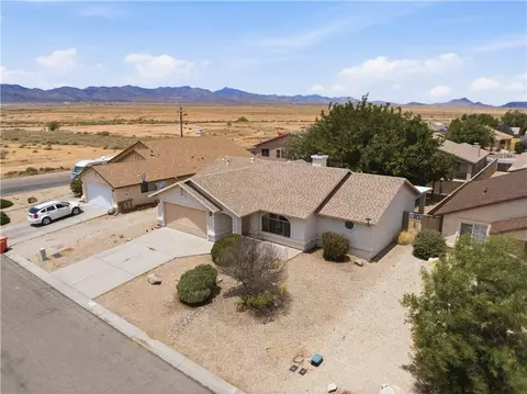 View/Area - 3757 E Potter Ave, Kingman, AZ 86409 photo 3 of 5