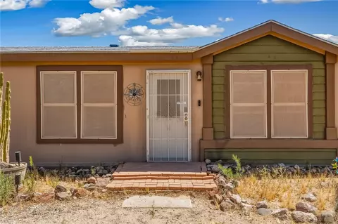 564 S Elfrida Rd, Golden Valley, AZ 86413