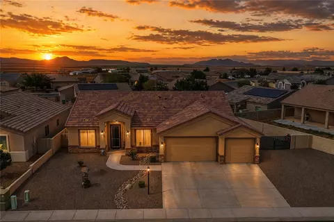 4143 N Stampede Rd, Kingman, AZ 86401