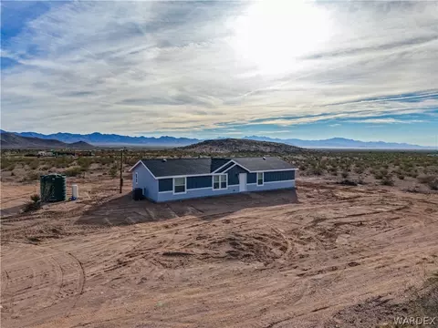5746 N Eden Rd, Golden Valley, AZ 86413