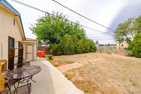 Exterior - 3219 E Potter Ave, Kingman, AZ 86409 photo 5 of 14