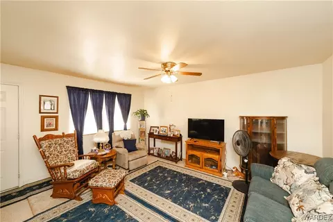 Living - 3219 E Potter Ave, Kingman, AZ 86409 photo 2 of 4