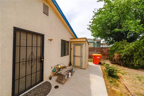 Exterior - 3219 E Potter Ave, Kingman, AZ 86409 photo 4 of 14