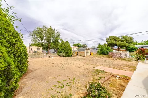 Exterior - 3219 E Potter Ave, Kingman, AZ 86409 photo 2 of 14