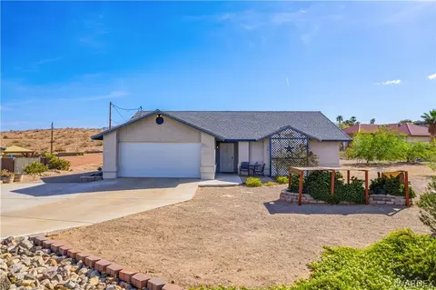 4015 San Rosa Pl, Bullhead City, AZ 86429