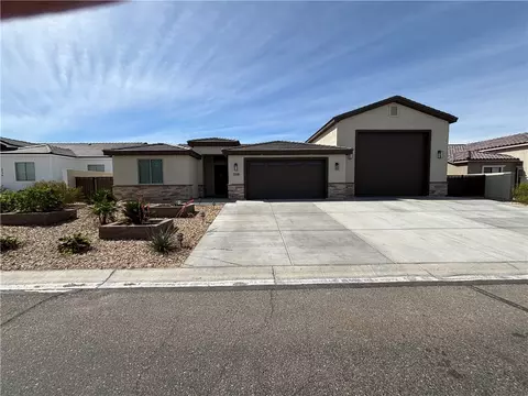 2168 E Calle Serena, Fort Mohave, AZ 86426