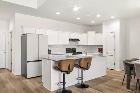 Kitchen - 5622 Eagle View Rd, Kingman, AZ 86409 photo 1 of 5