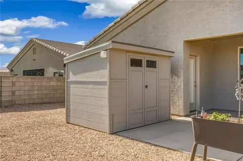 Exterior - 5622 Eagle View Rd, Kingman, AZ 86409 photo 9 of 9