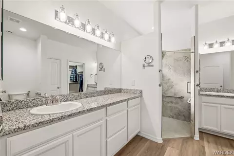 Bath - 5622 Eagle View Rd, Kingman, AZ 86409 photo 1 of 4