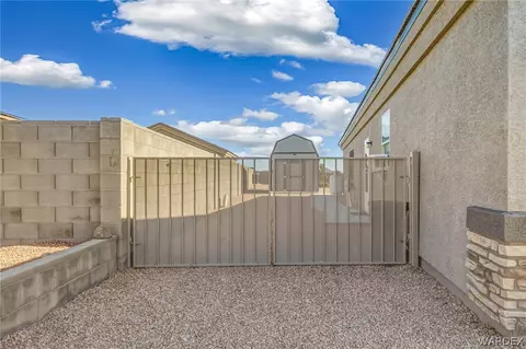Exterior - 5622 Eagle View Rd, Kingman, AZ 86409 photo 1 of 9