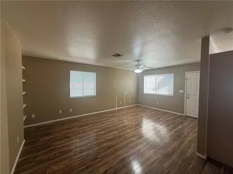 Living - 3081 E Mcvicar Ave, Kingman, AZ 86409 photo 3 of 5