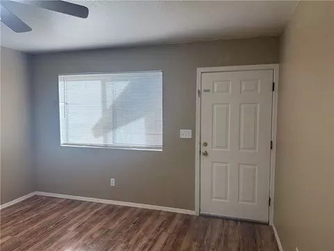 Living - 3081 E Mcvicar Ave, Kingman, AZ 86409 photo 4 of 5