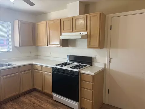 Kitchen - 3081 E Mcvicar Ave, Kingman, AZ 86409 photo 1 of 4
