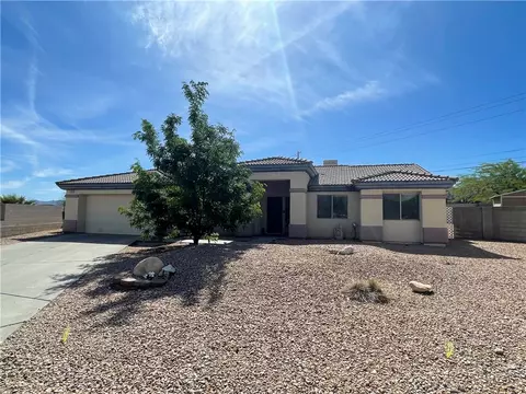 3998 Heather Ave, Kingman, AZ 86401