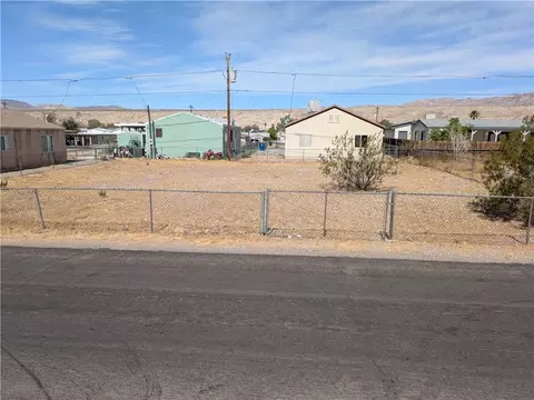 1945 Diamond Dr, Bullhead City, AZ 86442