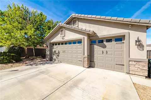 Exterior - 2012 John Wayne Dr, Kingman, AZ 86409 photo 17 of 18