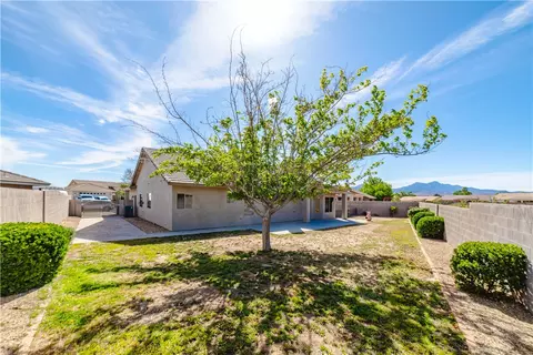 Exterior - 2012 John Wayne Dr, Kingman, AZ 86409 photo 9 of 18