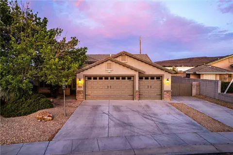 2012 John Wayne Dr, Kingman, AZ 86409
