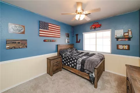 Bedroom - 2012 John Wayne Dr, Kingman, AZ 86409 photo 6 of 12