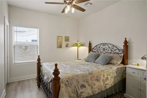 Bedroom - 2142 John Wayne Dr, Kingman, AZ 86409 photo 4 of 6