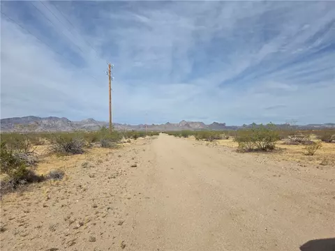 71 Acres Hualapai Dr, Golden Valley, AZ 86413