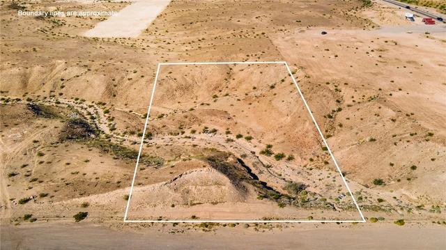 1957 N Oatman Rd, Bullhead City, AZ 86442