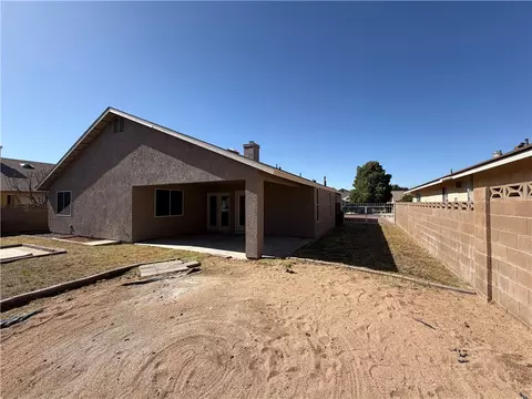 Exterior - 3804 E Packard Ave, Kingman, AZ 86409 photo 4 of 6