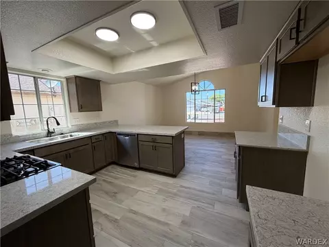 Kitchen - 3804 E Packard Ave, Kingman, AZ 86409 photo 4 of 4