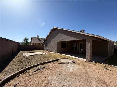 Exterior - 3804 E Packard Ave, Kingman, AZ 86409 photo 5 of 6