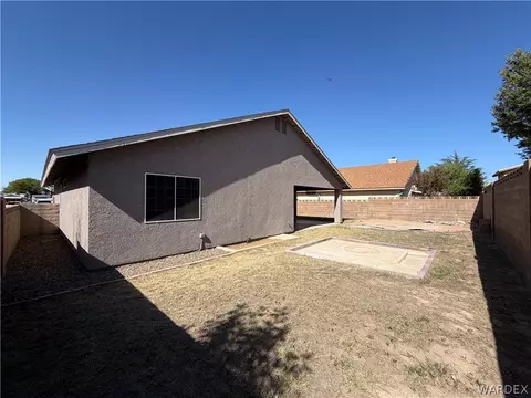 Exterior - 3804 E Packard Ave, Kingman, AZ 86409 photo 6 of 6