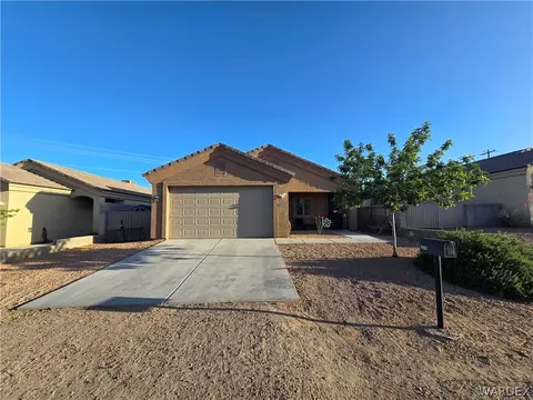 2040 Louise Ave, Kingman, AZ 86401