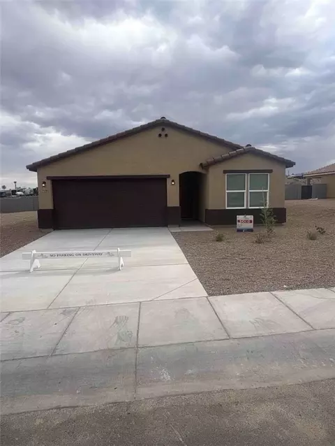 2559 Aaron Pl, Bullhead City, AZ 86442