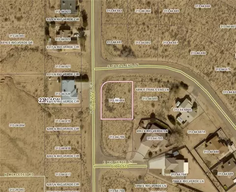 6988 E Trails End Ln, Kingman, AZ 86401