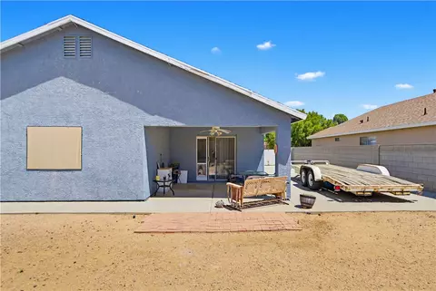 Exterior - 3920 E Potter Ave, Kingman, AZ 86409 photo 4 of 7